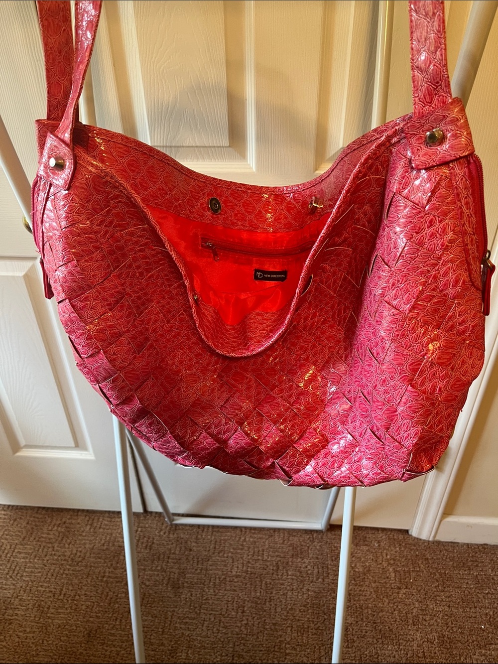 new directions Pink Woven Shoulder Hobo Bag W 21” D 6” W/ Zipper